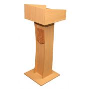 Трибуна с узкой основой с гербом