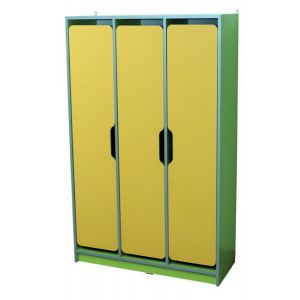 Шкаф детский 3-местный с фигурной дверью