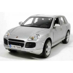 Автомодель 1:18 Porsche Cayenne